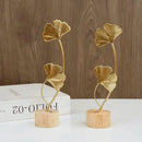 Escultura Decorativa Dourada Sienna