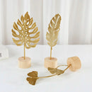 Escultura Decorativa Dourada Sienna