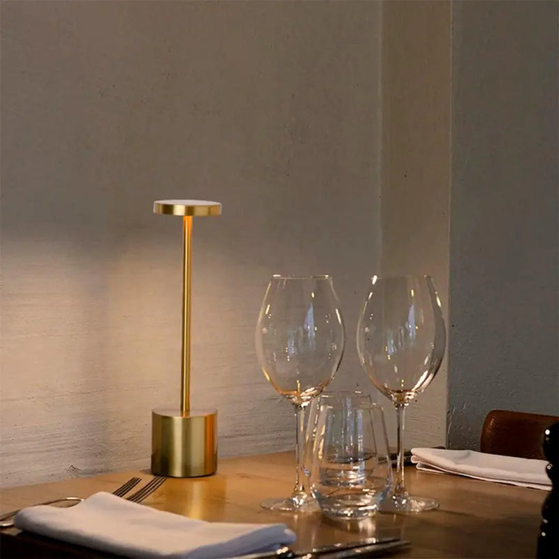 Luminária de Mesa Led Sem Fio Prestige